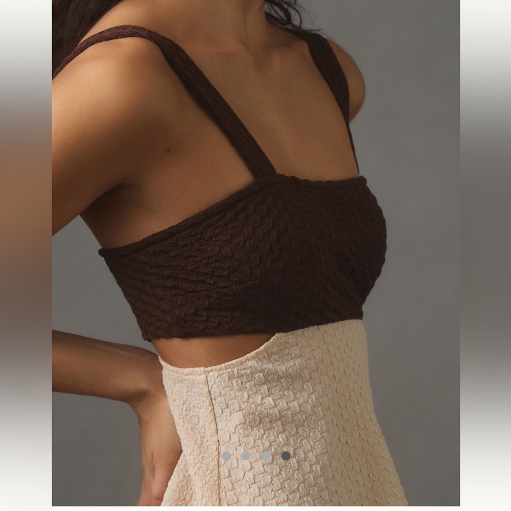 Anthropologie Sleeveless Colorblock
Babydoll Top - Picture 3 of 9